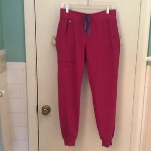 Figs woman’s scrub pants